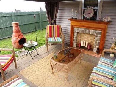 28 Carol St, Ludlow, MA 01056 - photo 4