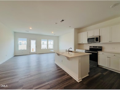 66 Florida St, Lillington, NC 27546 - photo 4