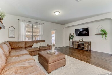 11220 Hill Top Bend, Helotes, TX 78023 - photo 7