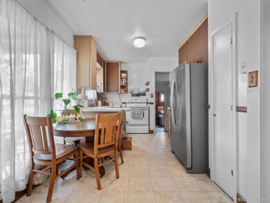 906 S 15th St, Laramie, WY 82070 - photo 6