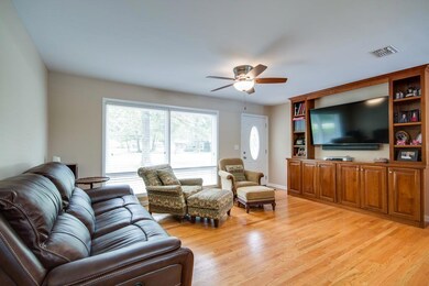 609 Lowry St, Manchester, TN 37355 - photo 6