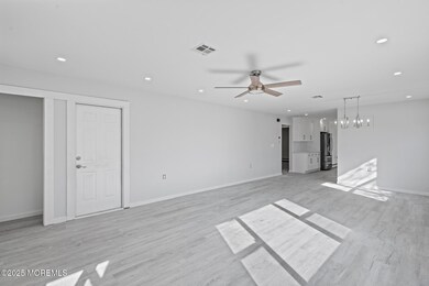 1 Redlands Ct, Toms River, NJ 08757 - photo 4