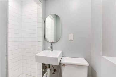 12 Foster St unit 4, Boston, MA 02109 - photo 7