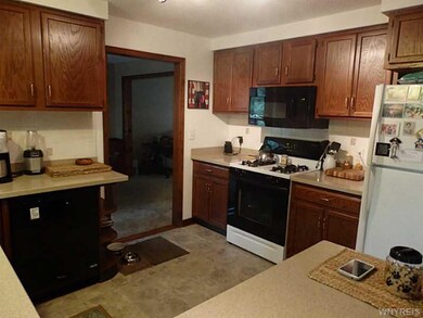 Kitchen Updated kitchen with smooth surface counte