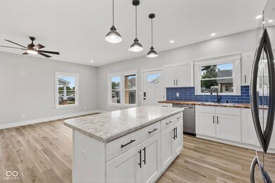 42 N Hinman St, Columbus, IN 47201 - photo 7