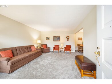 701 NE 120th Ave, Portland, OR 97220 - photo 7