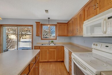 522 Graceview Loop, Saint Joseph, MN 56374 - photo 4