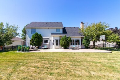 4756 Fesseneva Ln, Naperville, IL 60564 - photo 4