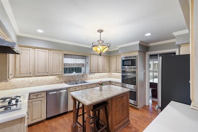 13163 Kimberley Ln, Houston, TX 77079 - photo 7