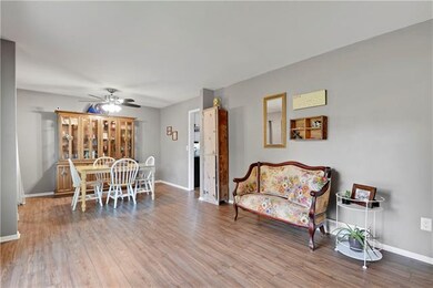 10210 Century Ln, Lenexa, KS 66215 - photo 5