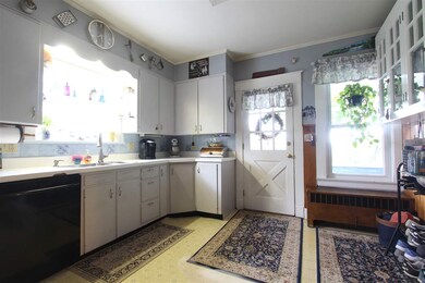 46 Dundee St, Saint Johnsbury, VT 05819 - photo 6