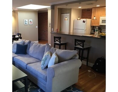 78 Gainsborough St unit 405E, Boston, MA 02115 - photo 6