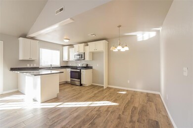 1612 NE 8th St, Moore, OK 73160 - photo 7