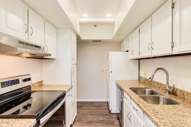 2052 S Rural Rd unit D, Tempe, AZ 85282 - photo 7