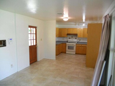 8617 N 34th Dr, Phoenix, AZ 85051 - photo 4