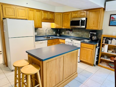 whispering sands kitchen 3