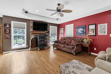 4674_US-64_Pulaski_TN_38478_USA-Living_r