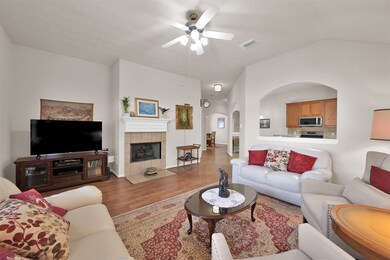 15835 Pleasant Green Cir, Tomball, TX 77377 - photo 7