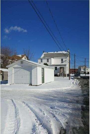 140 E Chestnut St, Bechtelsville, PA 19505 - photo 4