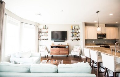 104 Hms Stayner Dr unit 104, Hingham, MA 02043 - photo 3