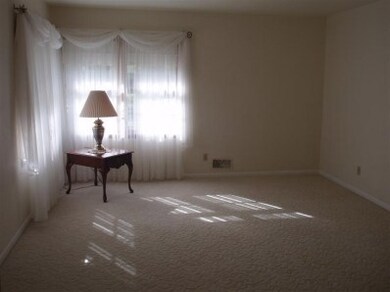 8411 Parrish Ave, Highland, IN 46322 - photo 3