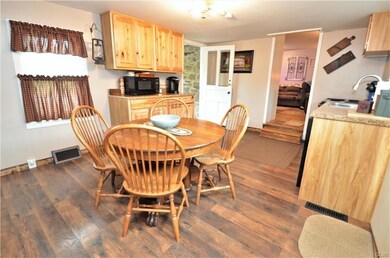 5563 Cherry Valley Rd, Stroudsburg, PA 18360 - photo 4