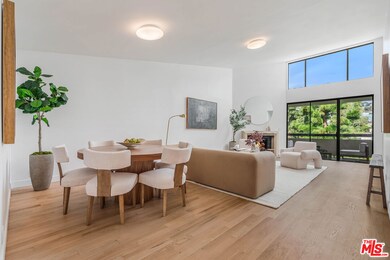 8380 Waring Ave unit 308, West Hollywood, CA 90069 - photo 4