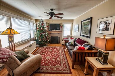 1105 Wood St, Statesville, NC 28677 - photo 7