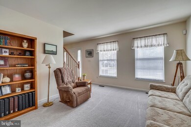 2812 Pulpit Hill Ct, Woodbridge, VA 22191 - photo 2