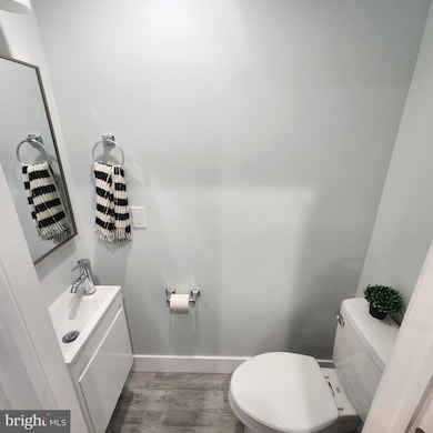 2751 Fenwick Ave, Baltimore, MD 21218 - photo 7