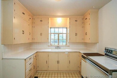 917 E 36th Place, Tulsa, OK 74105 - photo 4