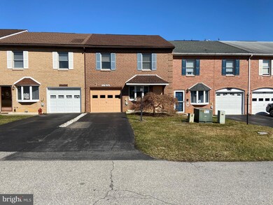 17924 Golf View Dr, Hagerstown, MD 21740 - photo 2