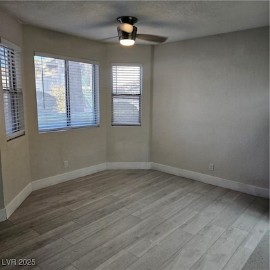 1404 Oak Rock Dr unit 101, Las Vegas, NV 89128 - photo 5