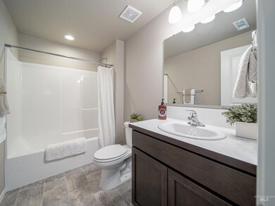 11229 Shadow Glen Dr unit 21/5, Caldwell, ID 83605 - photo 4