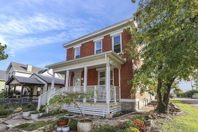 633 E Starr Ave, Columbus, OH 43201 - photo 2