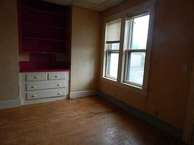 83 Ledge St, Central Falls, RI 02863 - photo 7