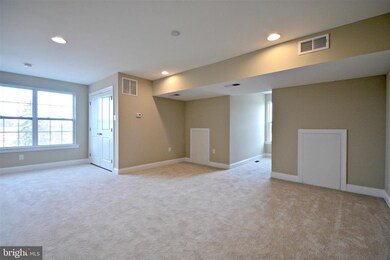 22 N Cannon Ave, Lansdale, PA 19446 - photo 2