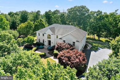 100 Ichabod Crane Ln, Belle Mead, NJ 08502 - photo 5