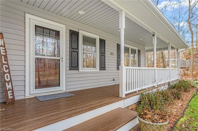 833 Driftwood Dr, Graham, NC 27253 - photo 5