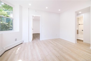 594 Bellevue Ave N unit 1, Yonkers, NY 10703 - photo 5