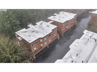 35 Oswego Summit unit 35, Lake Oswego, OR 97035 - photo 3