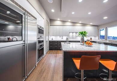 8140 SE 37th St, Mercer Island, WA 98040 - photo 7