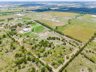 5950 Western Star Dr, Justin, TX 76247 - photo 3