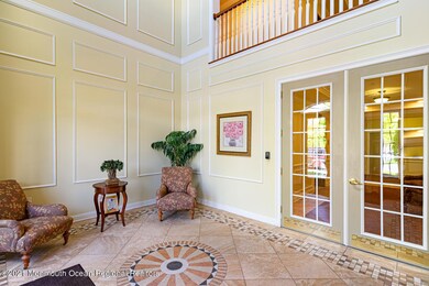 631 Sophee Ln Lakewood NJ-large-007-023-