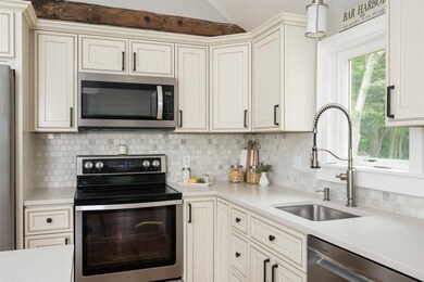 67 Winnicutt Rd, Stratham, NH 03885 - photo 5