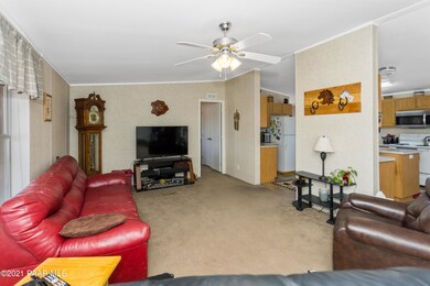 007_Living Room