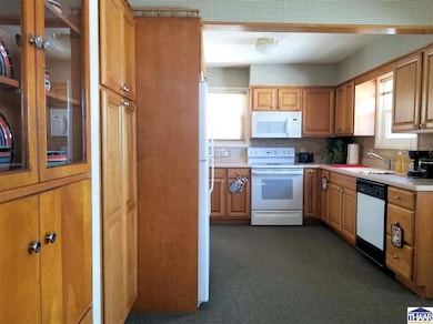 4830 E Poplar Dr, Terre Haute, IN 47803 - photo 5