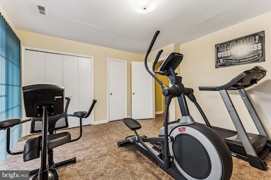 207 Wimbeldon Ct unit 210, Stafford, VA 22556 - photo 7