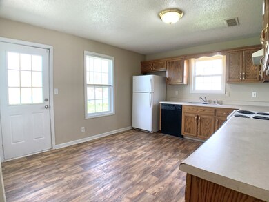 1112 Keith Ave, Oak Grove, KY 42262 - photo 4