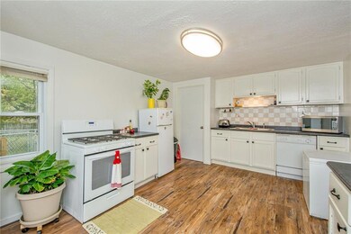 5906 S Union St, Des Moines, IA 50315 - photo 7